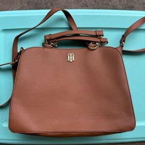 TOMMY HILFIGER Handbag